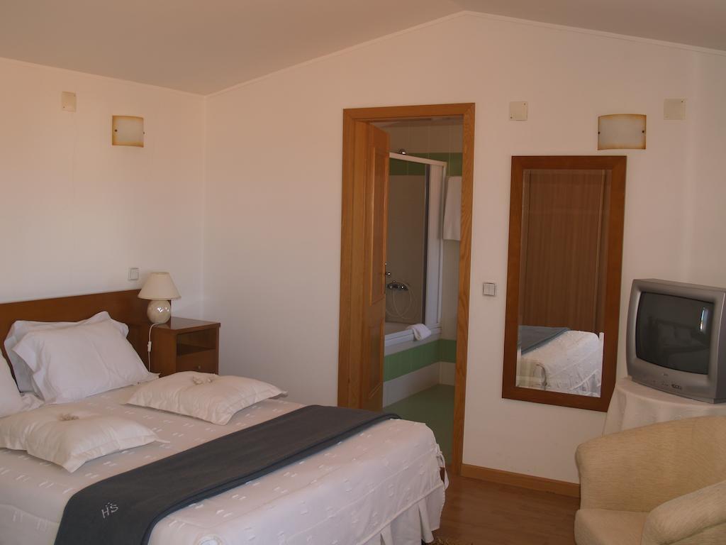 Hotel Santos Guarda Room photo